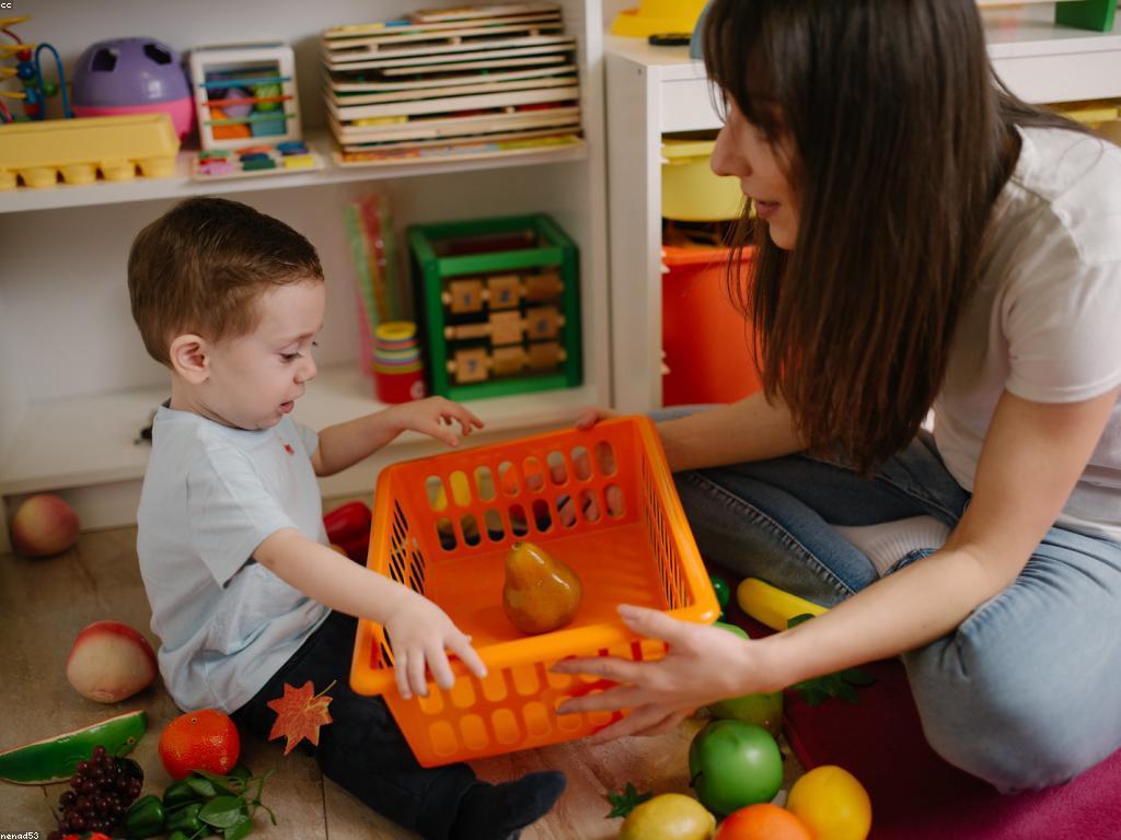 យុទ្ធសាស្ត្រលេង៖ ការជួបប្រទៈនិងការចូលរួម