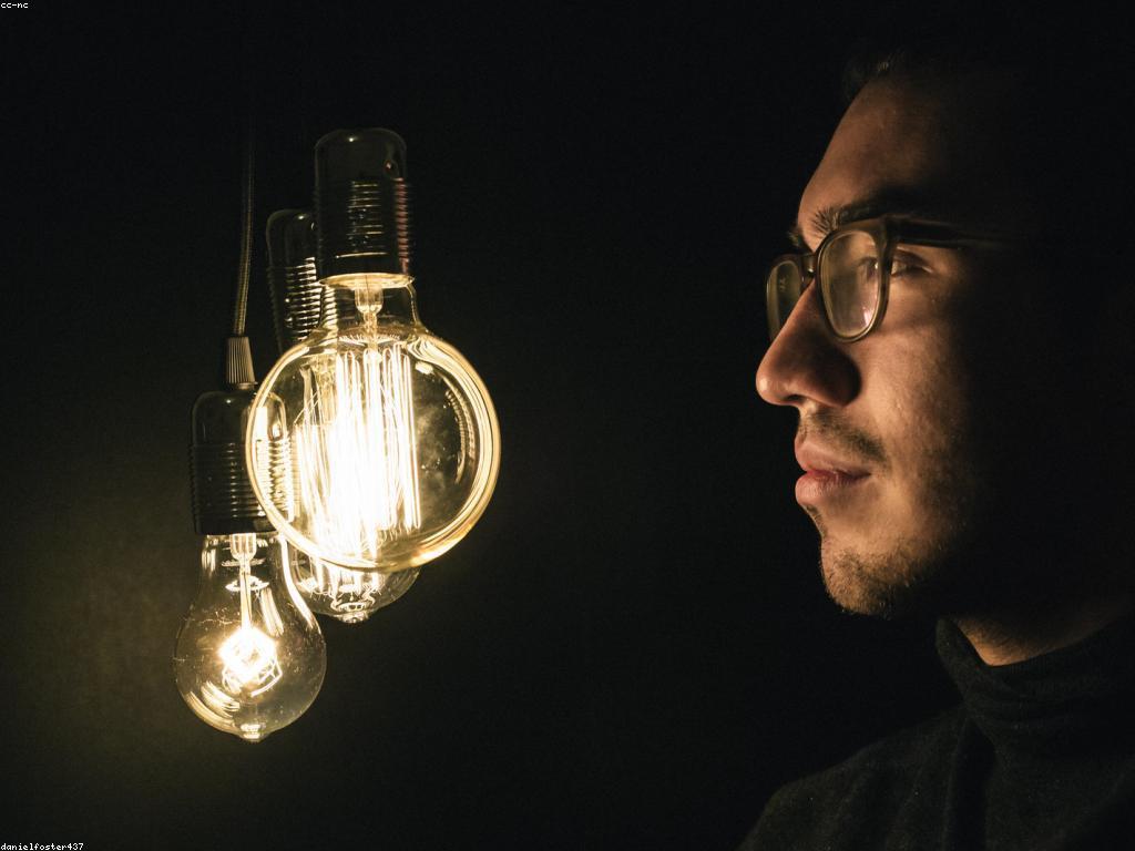 ព័ត៌មានថ្មីៗ: ការវិភាគនិងដំណឹងទាន់ពេល